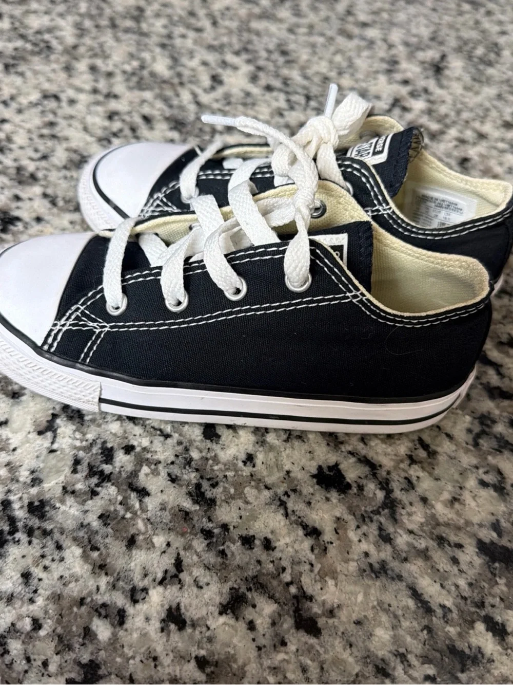 Converse Kids Chuck Taylor All Star Low Top Black Little Kid Size 10 Sneakers